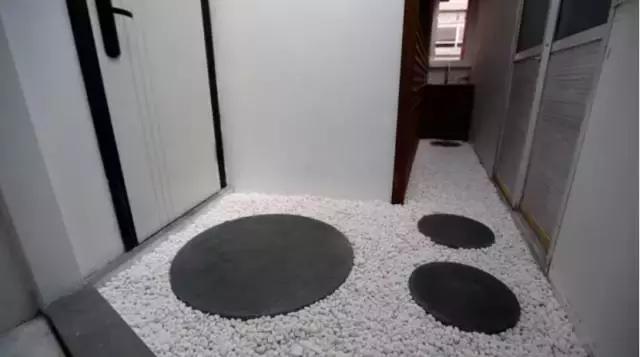 男神设计师走了以后,这间被爆改的纸片屋还能维持多久