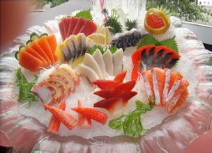 怀孕了这些食物尽量不能多吃,怀孕期间不能吃的有哪些