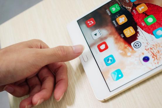 终于等到安卓影音旗舰华为平板M3评测