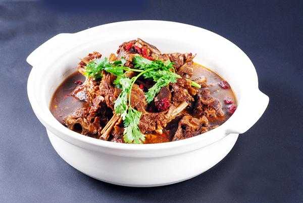 滋补养生的羊蝎子,秋风起要进补