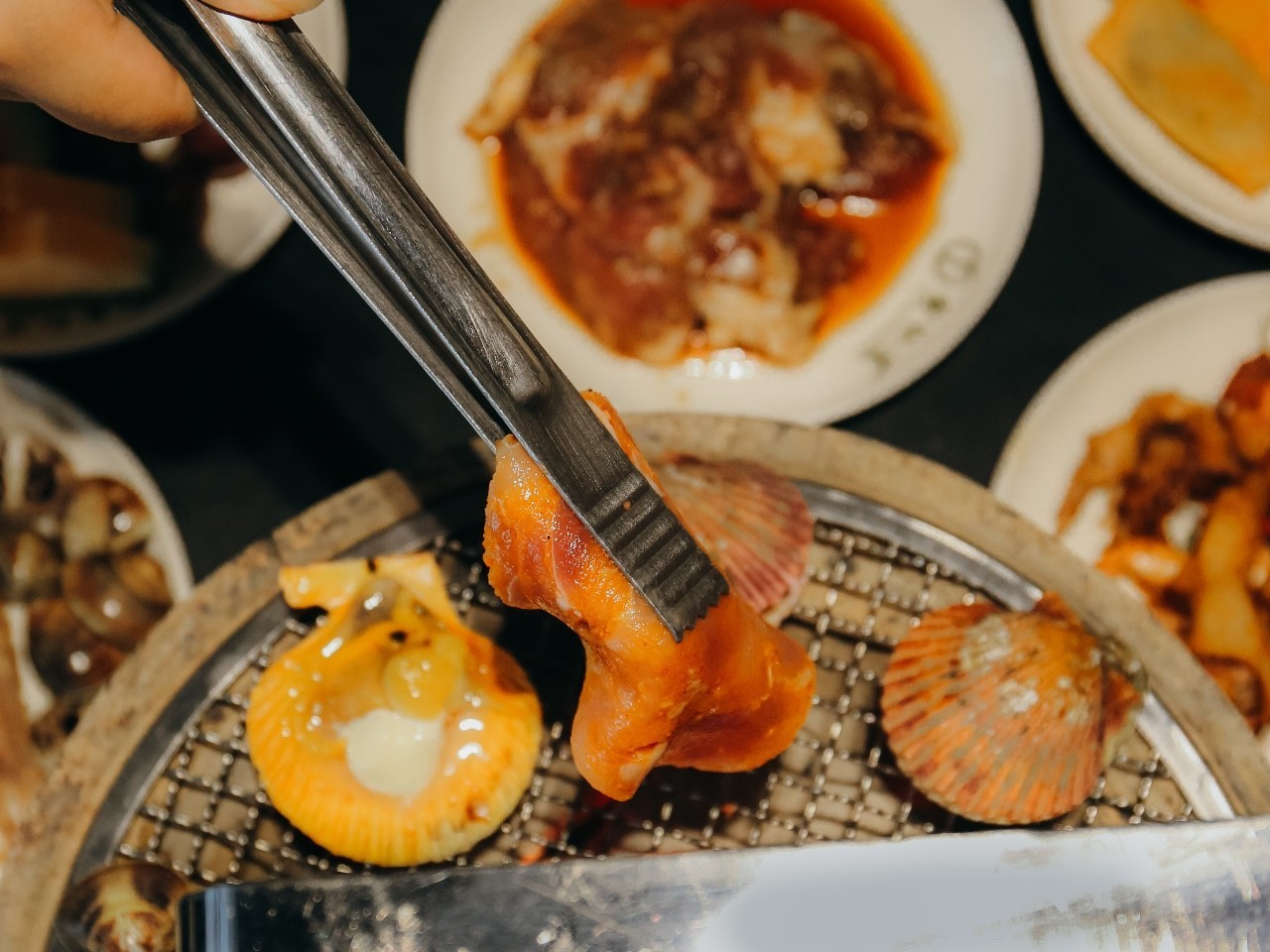 连大螃蟹都不限量！想吃多少吃多少！给这家自助餐厅跪了！