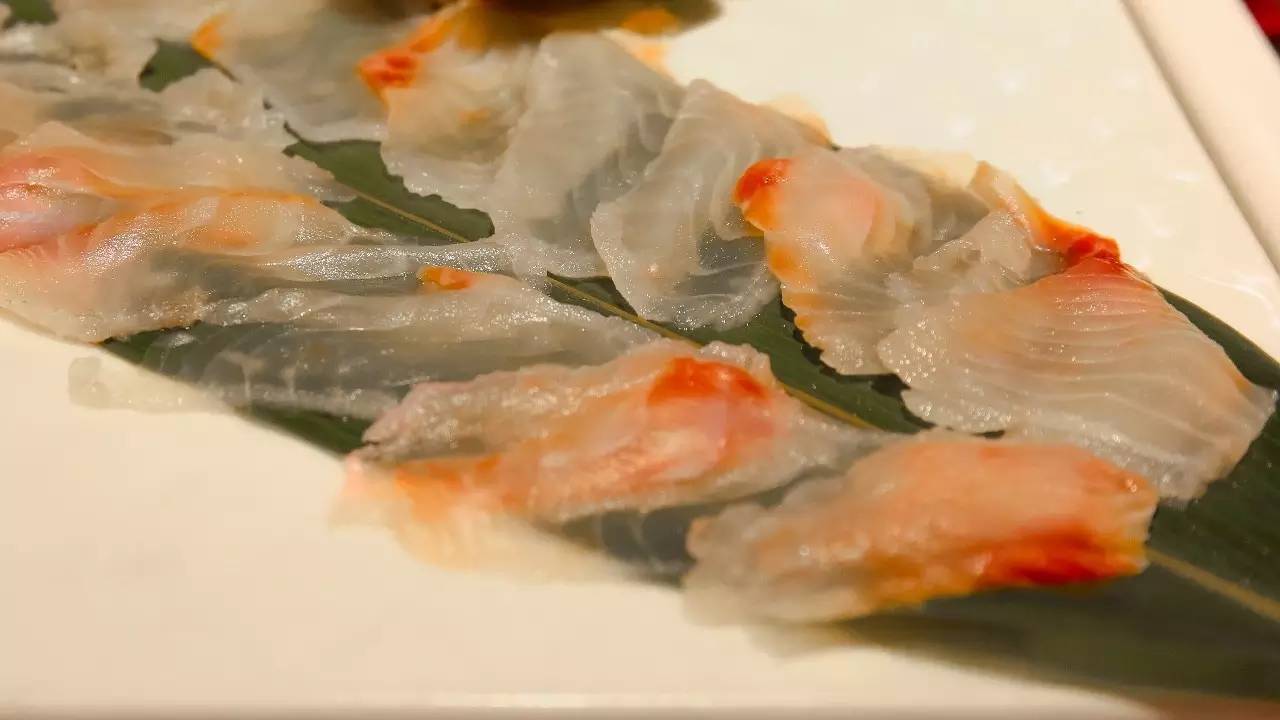 连大螃蟹都不限量!想吃多少吃多少!给这家自助餐厅跪了!