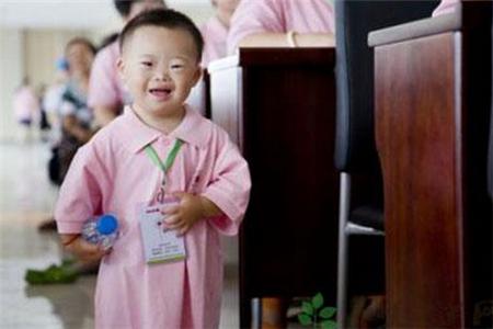 39岁二胎妈妈生下唐氏儿，警惕这几种情况下易生唐氏儿！