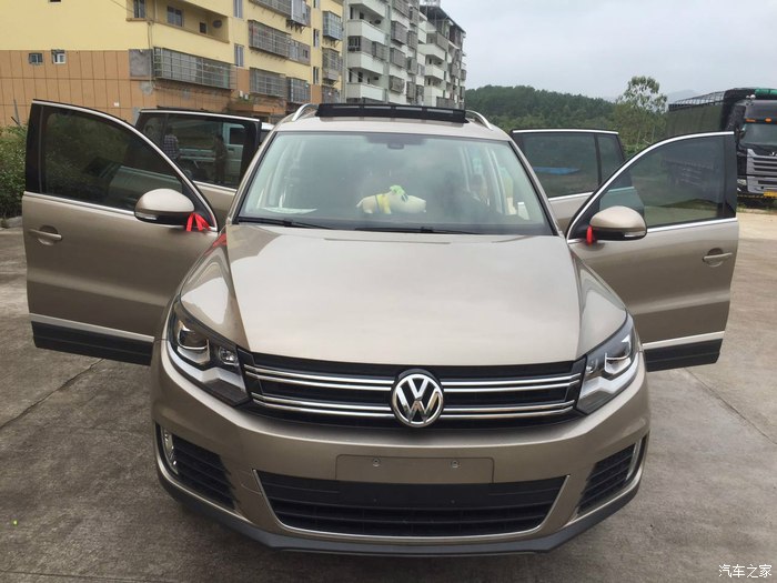 16年大众途观四驱1.8t豪华版指南,14年大众途观豪华版1.8t功能介绍