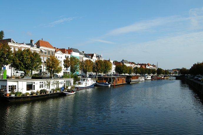 现在人口不到4万的这座城市曾经却控股了东印度公司