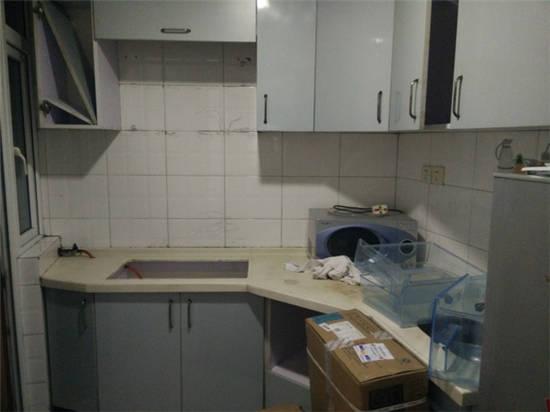 千元小卧室设计布局,100平米花5万简装修房子