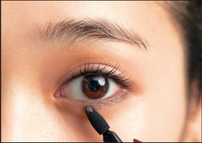 爱笑的眼睛和温柔的善良,爱笑的眼睛比较美