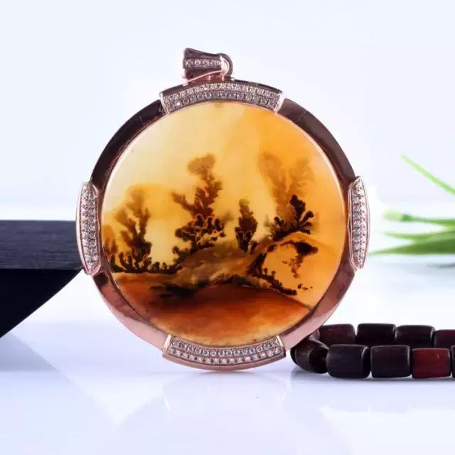 黄龙玉里边有亮点,黄龙玉为何备受追捧