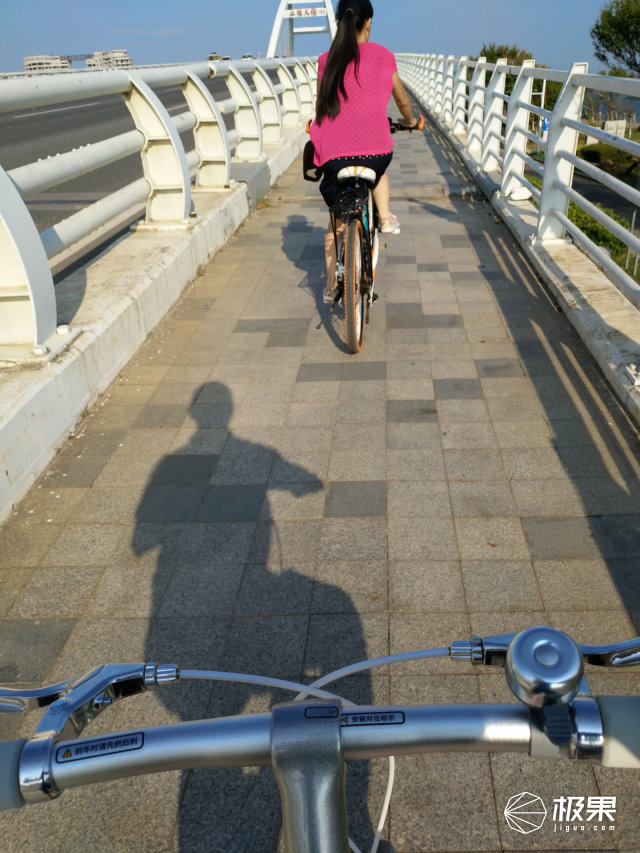 智能折叠电单车,云马mini智能折叠电单车