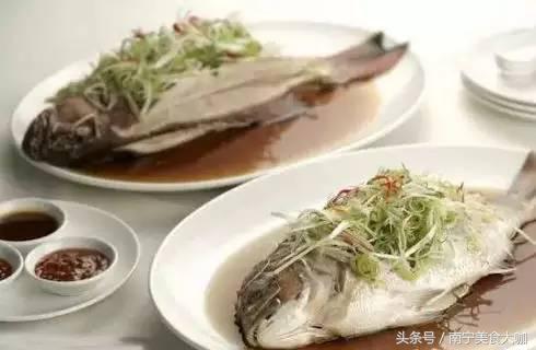 冰冻深海海鲈鱼怎么做好吃,海鱼常见的煮法和做法