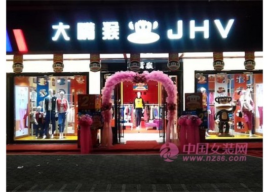 满城尽是狗头金,满城尽是大闸蟹