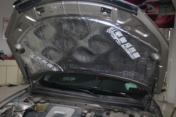 荣威550车底隔音隔热海绵垫,荣威550隔音改装案例