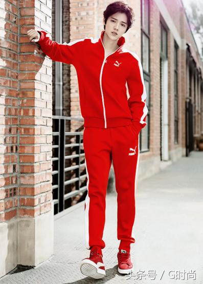 复古慢跑鞋nb,复古慢跑鞋和板鞋一样吗