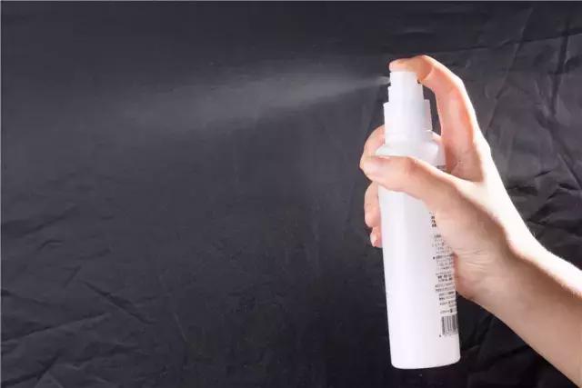 Word天!曾经不起眼的姨妈巾,这次颠覆了我们的三观