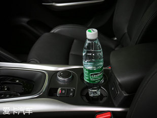 不看颜值靠性能的车,16年雷诺科雷嘉四驱评测