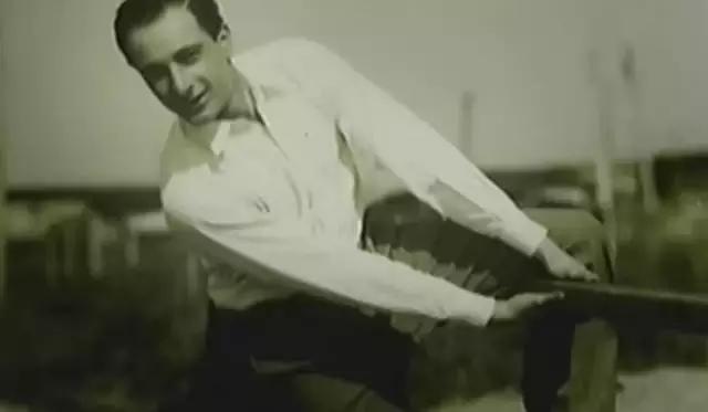 盘点那些一鸣惊人的钢琴演奏,精妙绝伦钢琴演奏会