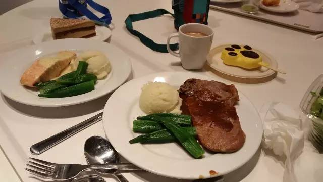 外出旅游宝宝吃什么 (3岁宝宝外出旅游怎么吃)