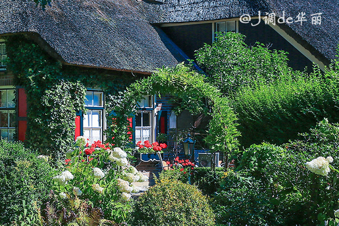 欧洲最美水乡荷兰羊角村,荷兰羊角村美丽的童话世界