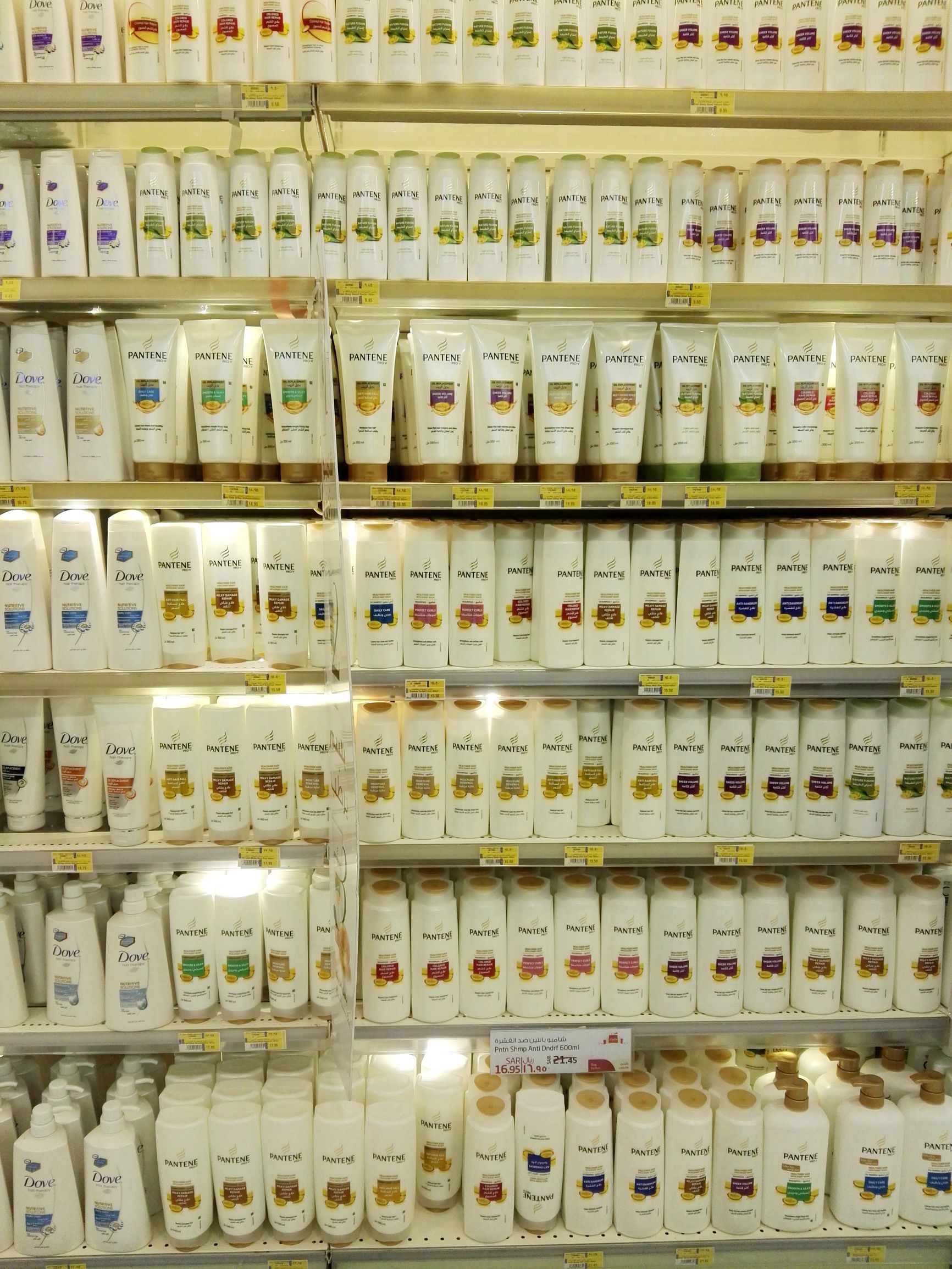 沙特阿拉伯的超市,最爱聘请男收银员