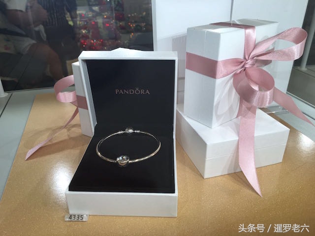 曼谷商场里什么值得购买,泰国商场的珠宝首饰