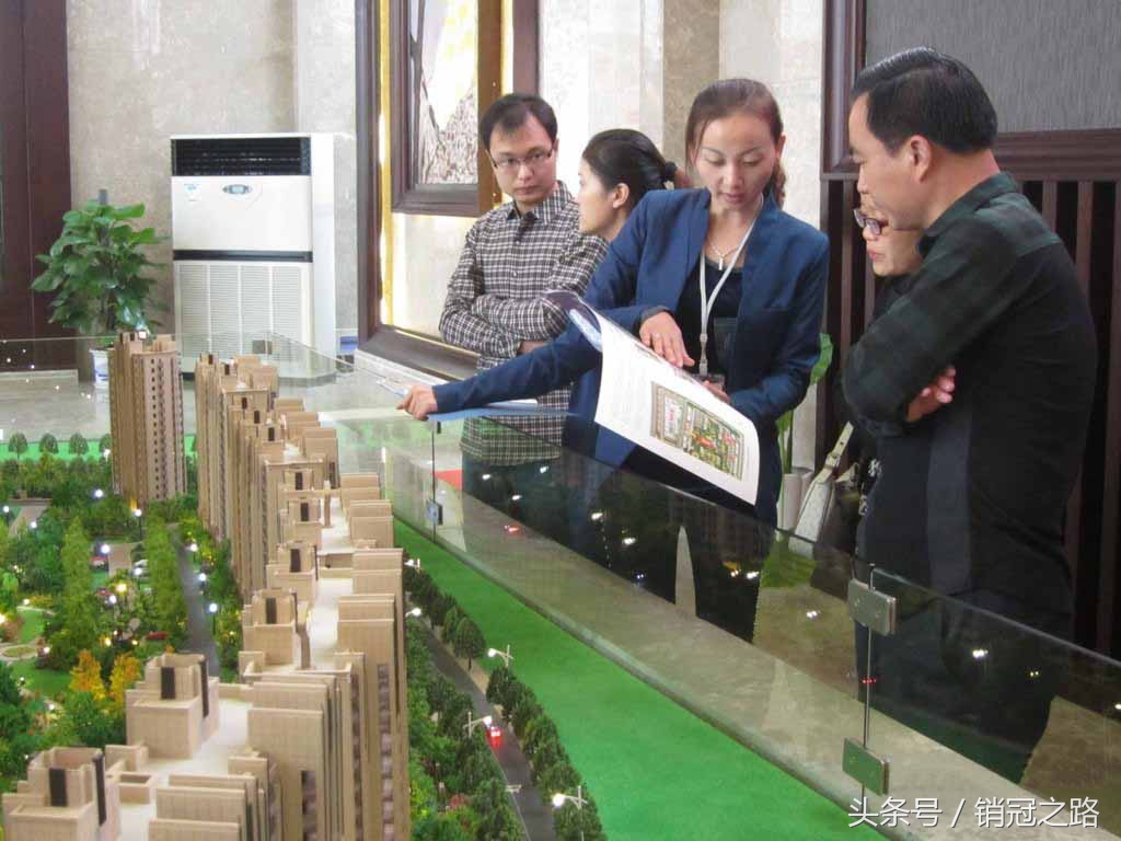 销冠如何回访老客户,销冠第一次怎么和顾客交流