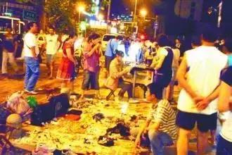 夜市发光产品摆地摊,夜市摆地摊最火爆的产品
