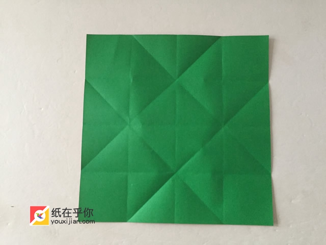 纸在乎你手工折纸：爱心收纳盒（二）折纸视频图解