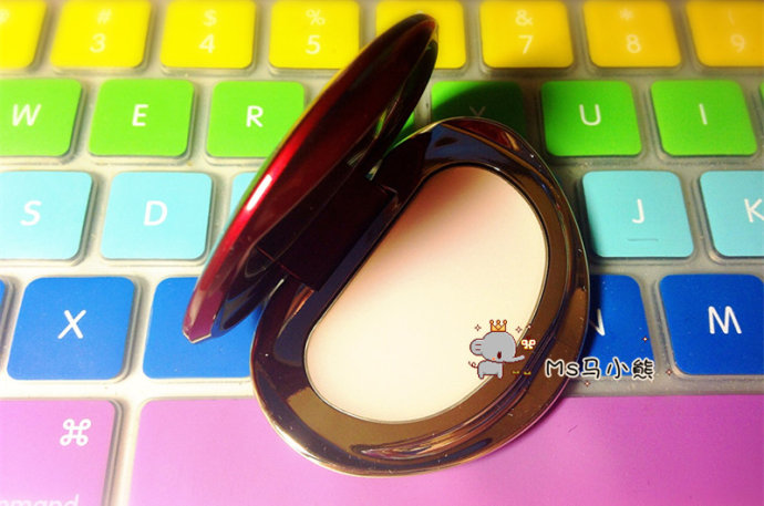 哪款唇膏润唇效果好,凡士林润唇补水唇膏