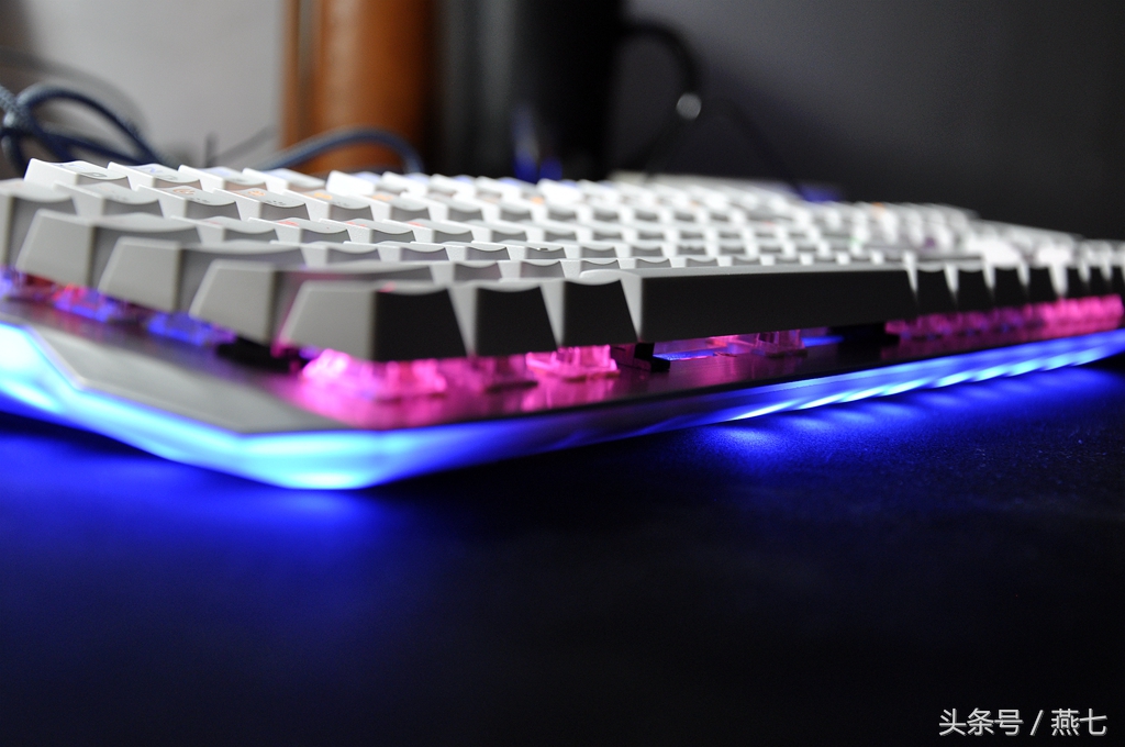 k751机械键盘评测,宜博k751灯光怎么设置