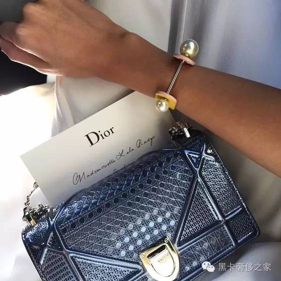dior中古马鞍钱包,dior漆皮链条钱包