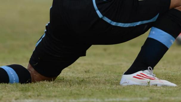 苏亚雷斯效力巴萨时球鞋,苏亚雷斯签约过的球鞋