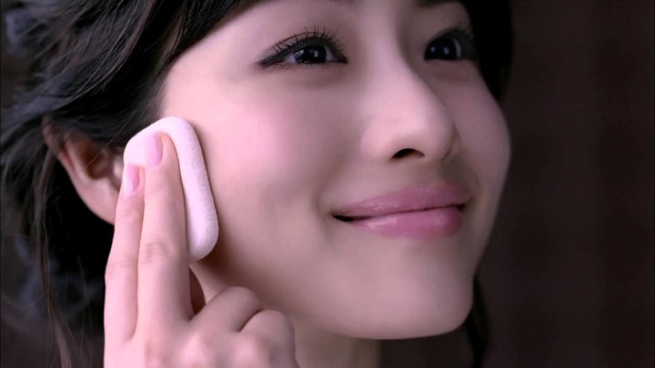 爱笑的眼睛和温柔的善良,爱笑的眼睛比较美