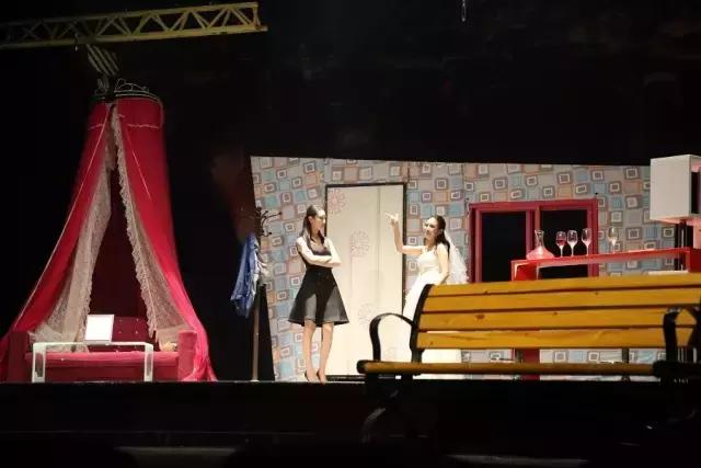 《男作女诱》:隐婚,如鲠在喉