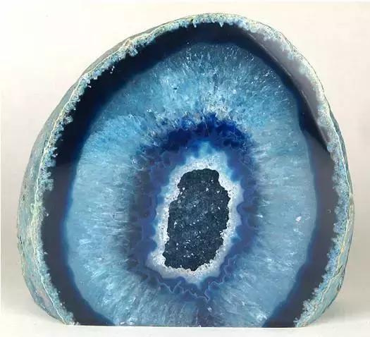 世界112种宝石矿物,盘点那些奇怪宝石矿物