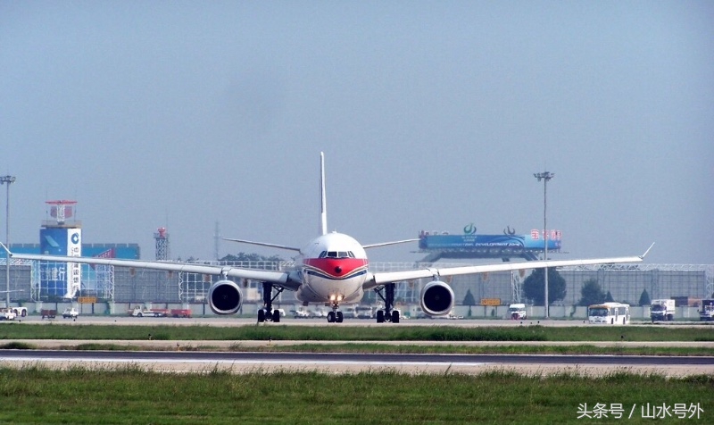 2022准点率最高的航司,黄金周机场旅客吞吐量