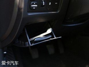 悦翔v71.0t和1.6l对比,悦翔v715款1.6l自动乐享怎么样