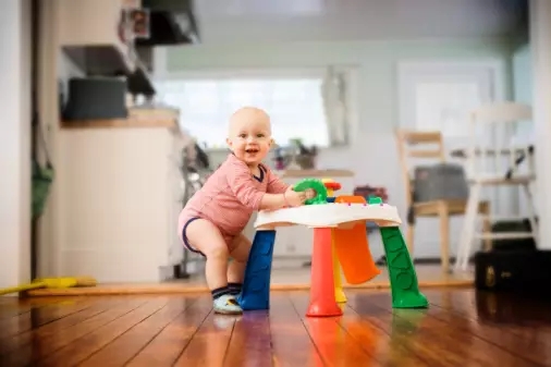 宝宝奇怪行为视频大全,宝宝有什么奇怪的现象