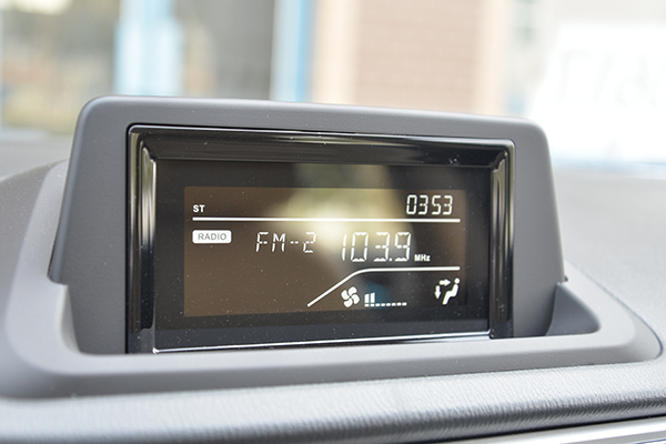 长安悦翔v7二手车试驾,悦翔v7试驾1.6l手动