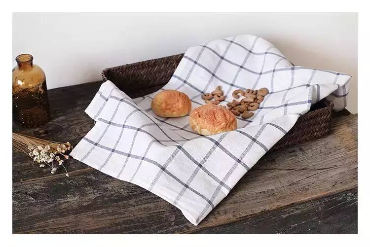 花很少的钱去挣很多钱,花很少钱就能买到的快乐