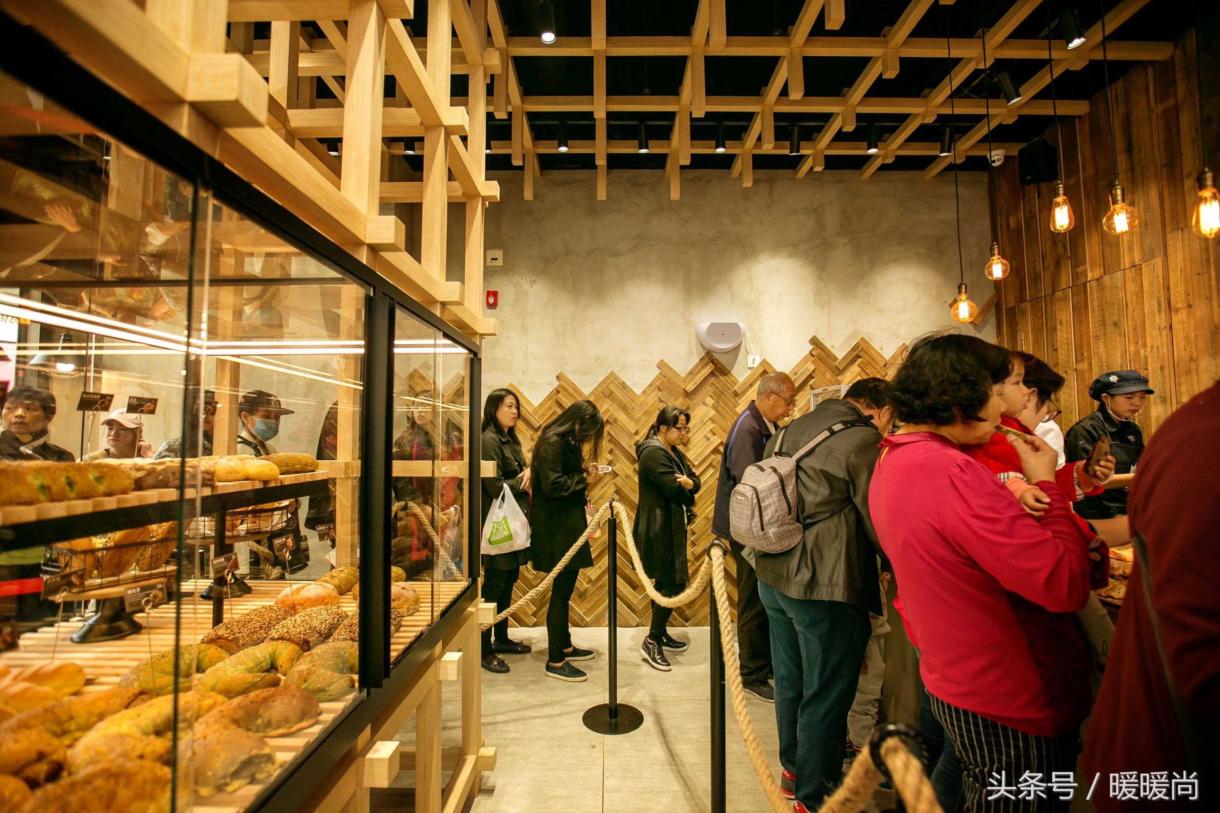 口碑爆表的网红软欧来袭!当北苑华贸城遇上原麦山丘