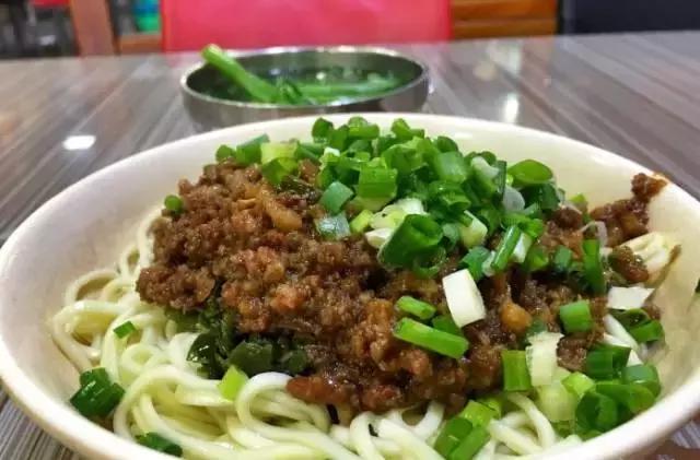 杨家坪十大必吃馆子耙二哥火锅,杨家坪江湖菜推荐排行榜