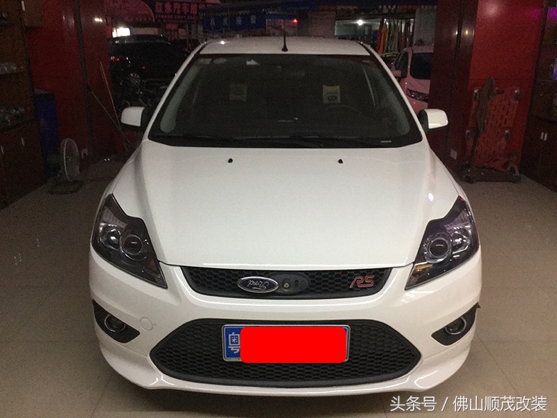 福克斯车灯不一样高,福克斯大灯升级恒威激光大灯