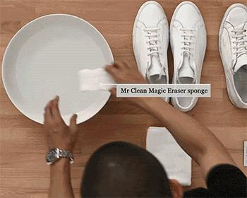 你的小白鞋脏了是怎么洗白的,小白鞋臭的小妙招不用小苏打