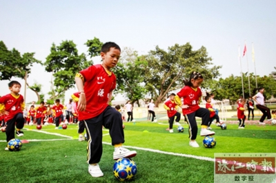 深化教改信息化创新“朝阳学堂”