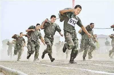 新兵出现训练伤怎么办,新兵训练被打怎么办