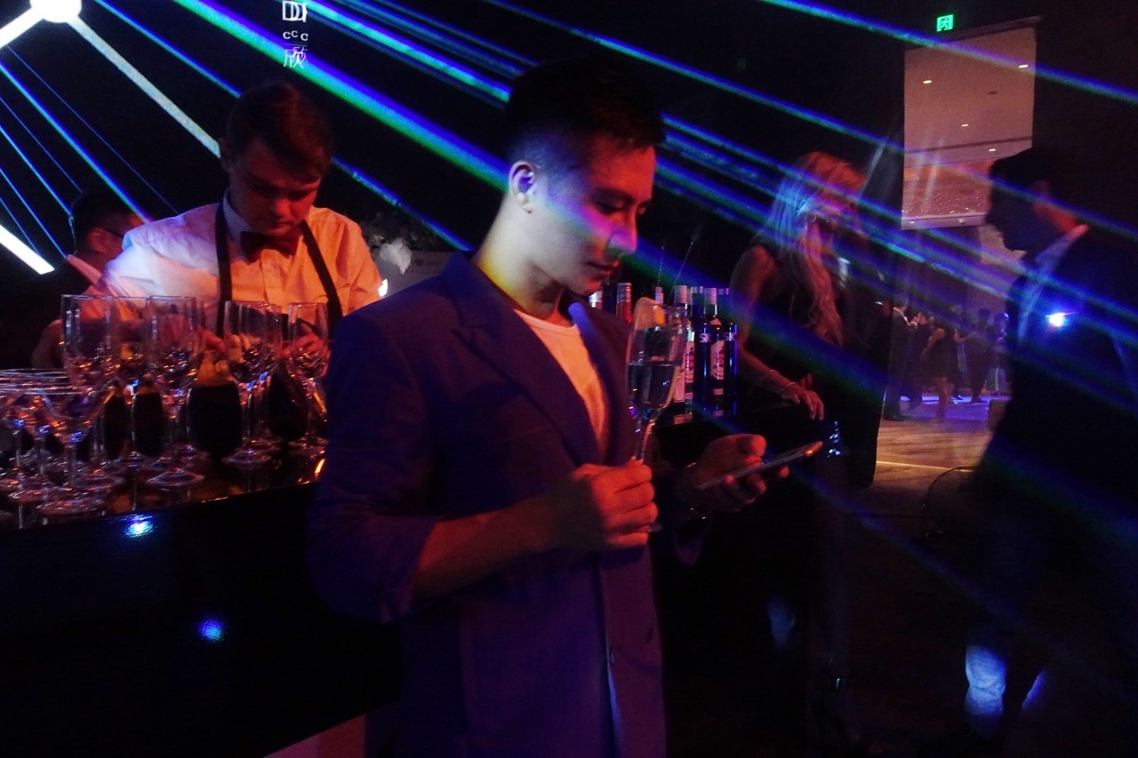 熬夜后急救｜晚睡族、宿醉*党**、爬梯Queen，你们的脸有救了！