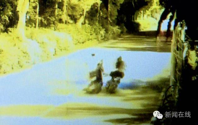 男子飞踹电动车女子后续,被踹电动车女孩事件