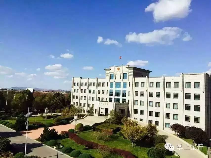 明天三十里堡有场超级好看的演出，约哦！去哦！