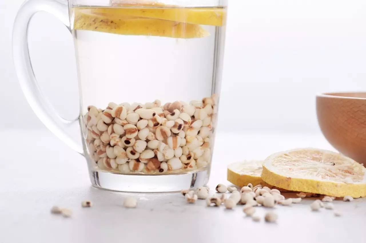 冰镇薏米水步骤,薏米水怎么煮会清香