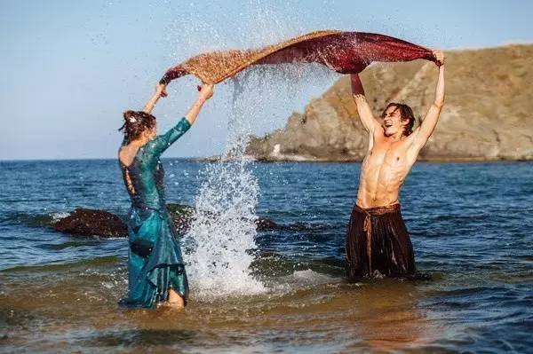 虽然颜值即正义，但人们爱上《他是龙》，不单是为了男女主漂亮的脸